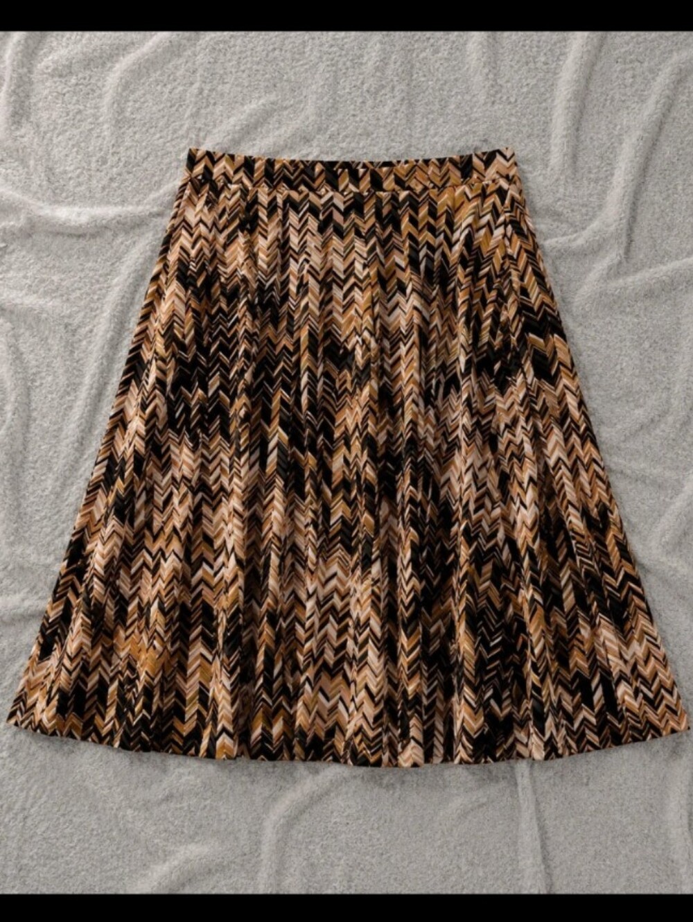 New York & Company Brown Chevron A-Line Midi Skirt Women's Small